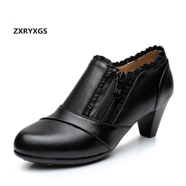 2019 new spring plus size women shoes elegant fashion shoes high heels zipper deep mouth plus velvet genuine leather black
2019 new spring plus size women shoes elegant fashion shoes high heels zipper deep mouth plus velvet genuine leather black