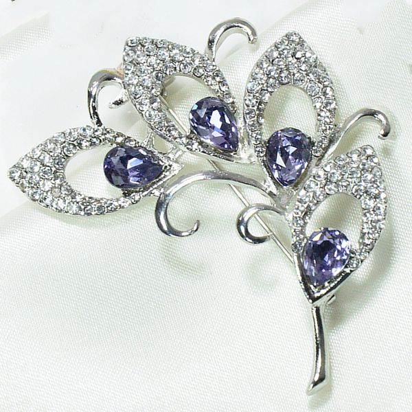 elegant crystal rhinestone flower leaves brooch pins breastpins for women clothing decor jewelry, Gray
elegant crystal rhinestone flower leaves brooch pins breastpins for women clothing decor jewelry, Gray