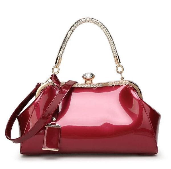 europe and the united states 2020 explosion models patent leather shiny women shoulder bag bride wedding handbag ladies messenger bag
europe and the united states 2020 explosion models patent leather shiny women shoulder bag bride wedding handbag ladies messenger bag