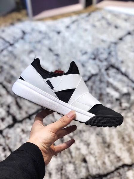 Sapatos ocasionais luxuryshoes1
Sapatos ocasionais luxuryshoes1