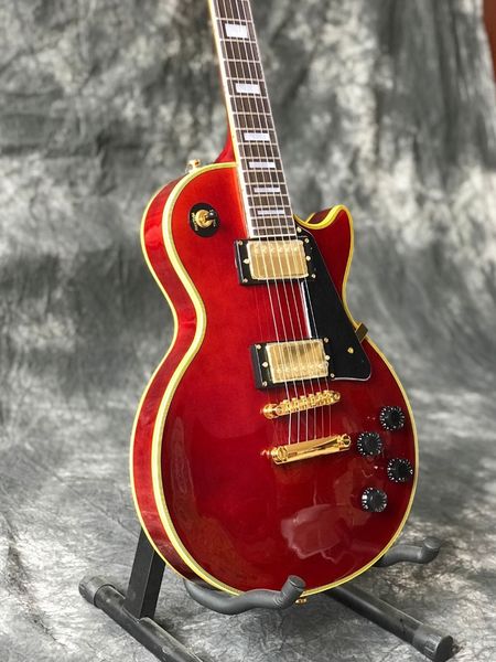new 60 red color electric guitar,gold hardware gitaar,custom guitarra,black pickguard
new 60 red color electric guitar,gold hardware gitaar,custom guitarra,black pickguard