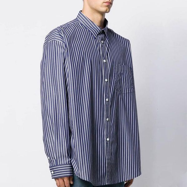 19ss blcg logo shirt blue vertical striped spring couple shirt fashion casual street sun protection clothing outwear jacket hfhlcs018, White;black
19ss blcg logo shirt blue vertical striped spring couple shirt fashion casual street sun protection clothing outwear jacket hfhlcs018, White;black