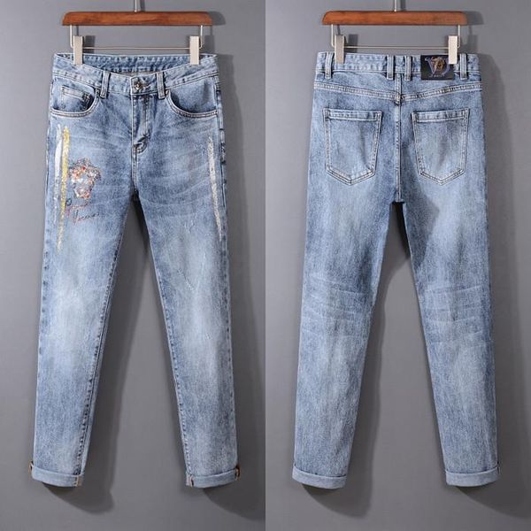 2020 fashion high street jeans men's tide hole retro blue patch jeans de designer pour hommes motorcycle luxury fashion fear of
2020 fashion high street jeans men's tide hole retro blue patch jeans de designer pour hommes motorcycle luxury fashion fear of