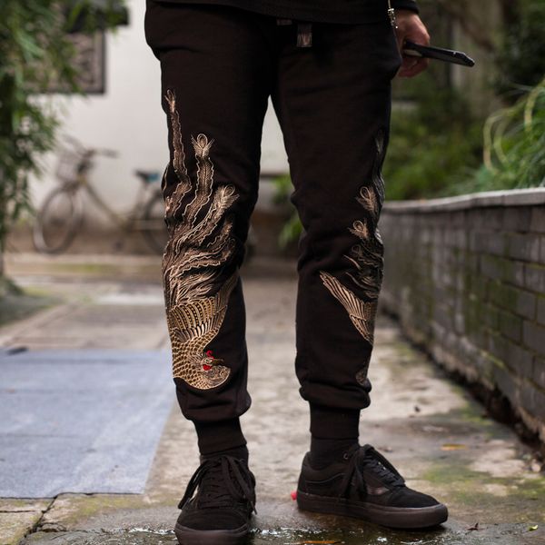 aremomuwha new chinese style autumn and winter men's phoenix embroidered cotton thickened large size sports sweat pants qx1429, Black 
aremomuwha new chinese style autumn and winter men's phoenix embroidered cotton thickened large size sports sweat pants qx1429, Black