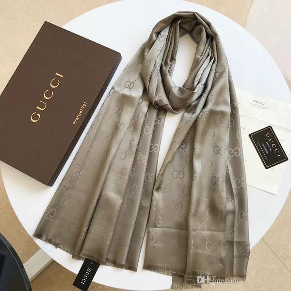 Brand Designer-Top Qualtiy Luxury 100% silk scarf Printed pattern Scarf Women Brand Scarves women Headband scarves A-2200 with box
Brand Designer-Top Qualtiy Luxury 100% silk scarf Printed pattern Scarf Women Brand Scarves women Headband scarves A-2200 with box