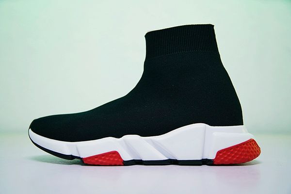 speed trainers socks luxury designer shoes race runners black red triple black white flat men and women fashion sport sneakers 36-45
speed trainers socks luxury designer shoes race runners black red triple black white flat men and women fashion sport sneakers 36-45