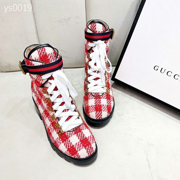 rhinestones martin boots female british wind new autumn and winter plus velvet thick with the same paragraph leather boots, Black
rhinestones martin boots female british wind new autumn and winter plus velvet thick with the same paragraph leather boots, Black