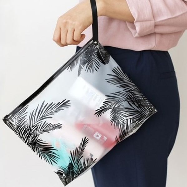 fashion clear women makeup bag pvc toiletry bag travel organizer necessary beauty case bath cosmetic wash make up case cn246
fashion clear women makeup bag pvc toiletry bag travel organizer necessary beauty case bath cosmetic wash make up case cn246