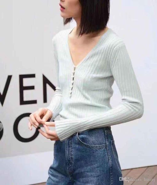 looks v-neck sweater long-sleeved three clolors pearl buttons pure cashmere sweater designer latest star runway popular a25, White;black
looks v-neck sweater long-sleeved three clolors pearl buttons pure cashmere sweater designer latest star runway popular a25, White;black