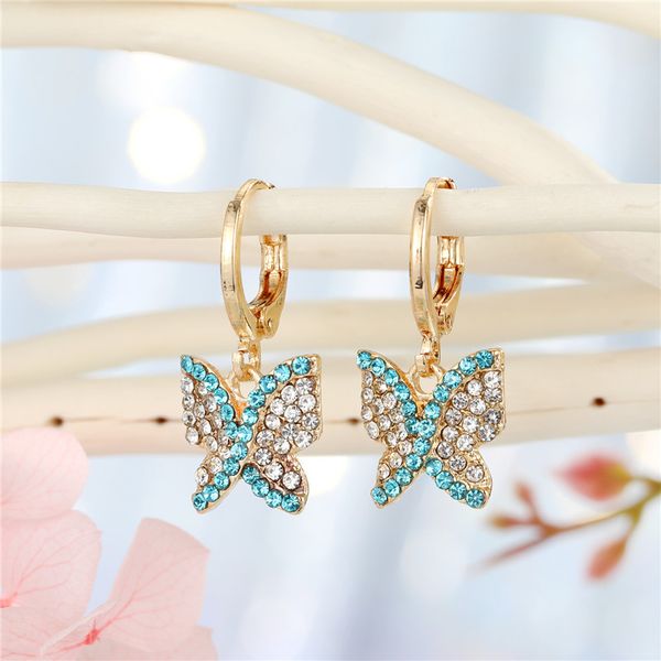 1pair new rhinestone butterfly moon small hoop earrings for women trendy simple crystal animals pendant stud earrings jewelry, Golden;silver
1pair new rhinestone butterfly moon small hoop earrings for women trendy simple crystal animals pendant stud earrings jewelry, Golden;silver