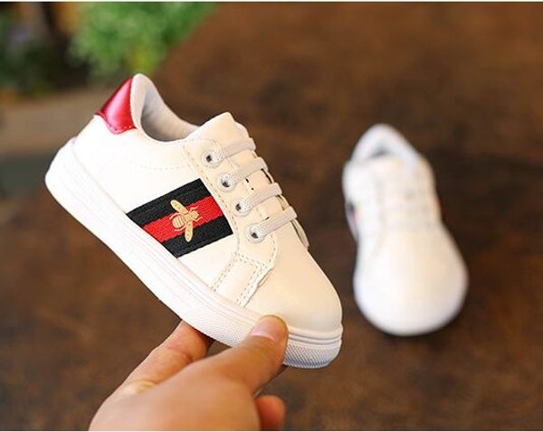 Новый черный белый Eur26-36 заклепки дети маленькая пчела высокое качество Детская о
Новый черный белый Eur26-36 заклепки дети маленькая пчела высокое качество Детская о