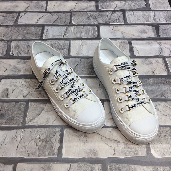 metal decor canvas shoes woman fashion graffiti flat platform shoes comfortable sneakers women new round toe casual ladies, Black
metal decor canvas shoes woman fashion graffiti flat platform shoes comfortable sneakers women new round toe casual ladies, Black
