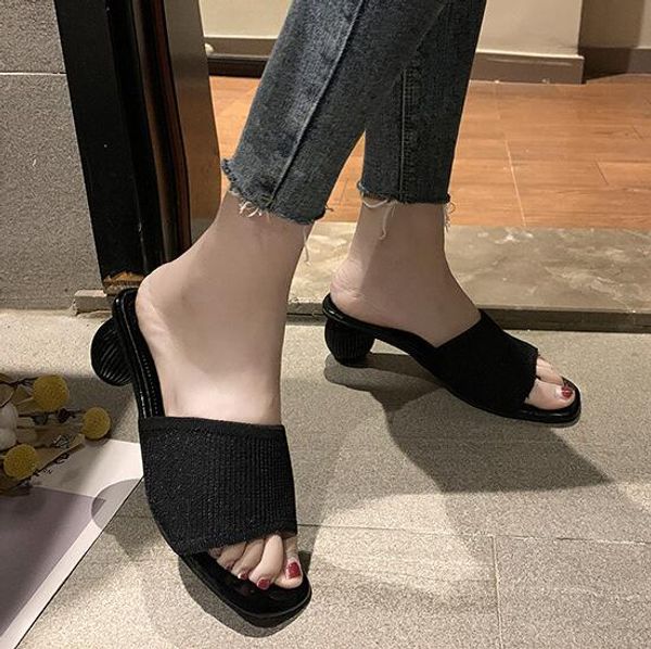 pu indoor slipper sandals, made in china. factory direct selling price concessions#666, Black
pu indoor slipper sandals, made in china. factory direct selling price concessions#666, Black