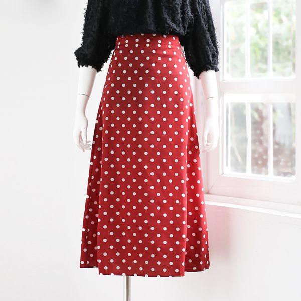 red polka dot women skirt long autumn summer chic vacation boho beach skirts mid waist female retro skirt, Black
red polka dot women skirt long autumn summer chic vacation boho beach skirts mid waist female retro skirt, Black