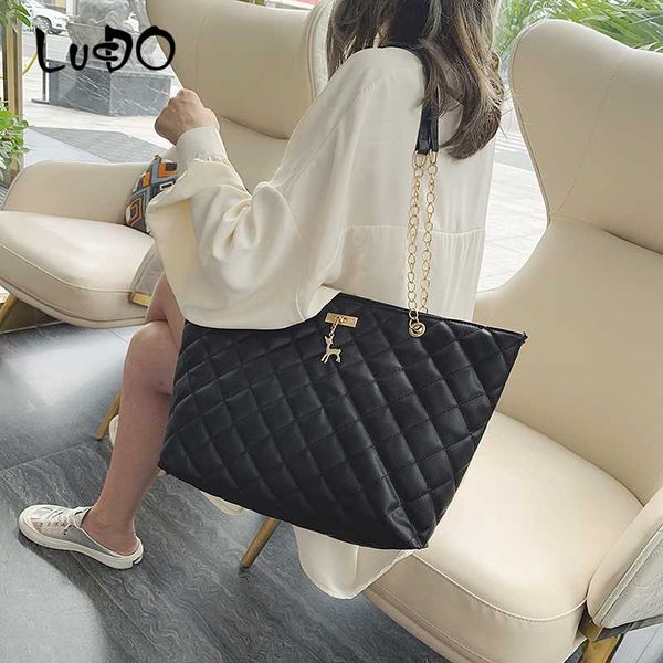 lucdo pu leather chains handbags large capacity totes bags female crossbody bags for women 2020
lucdo pu leather chains handbags large capacity totes bags female crossbody bags for women 2020