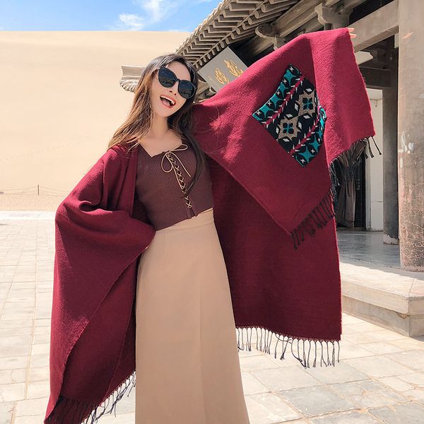fashion-shawl for winter women with a furled shawl that mimics cashmere an thickened with warm tassels, Blue;gray
fashion-shawl for winter women with a furled shawl that mimics cashmere an thickened with warm tassels, Blue;gray