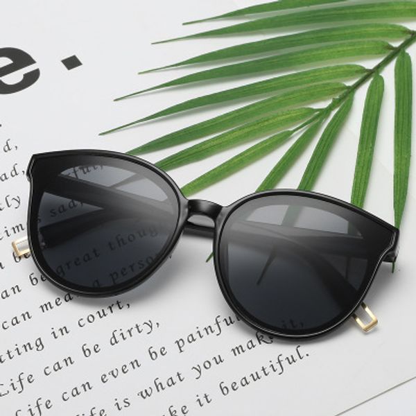 new fashion trend korean version polarized sunglasses ladies sunglasses outdoor sports driving men's glasses ladies sunglasses are sell, White;black
new fashion trend korean version polarized sunglasses ladies sunglasses outdoor sports driving men's glasses ladies sunglasses are sell, White;black