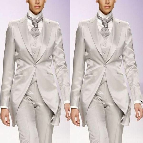 shiny silver mother of the bride suits women business blazer with pants ladies party evening wear for wedding(jacket+vest+pants), Black;red
shiny silver mother of the bride suits women business blazer with pants ladies party evening wear for wedding(jacket+vest+pants), Black;red