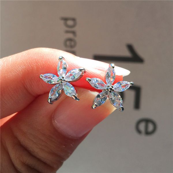 cute female crystal white star earrings fashion silver party wedding earrings for women small zircon stone stud, Golden;silver
cute female crystal white star earrings fashion silver party wedding earrings for women small zircon stone stud, Golden;silver