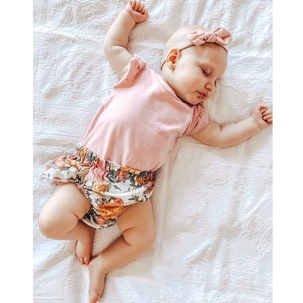 3pcs sets newborn baby girl outfits cute girl casual clothes pink romper ruffles + floral shorts elasticpants summer set, Pink;blue
3pcs sets newborn baby girl outfits cute girl casual clothes pink romper ruffles + floral shorts elasticpants summer set, Pink;blue