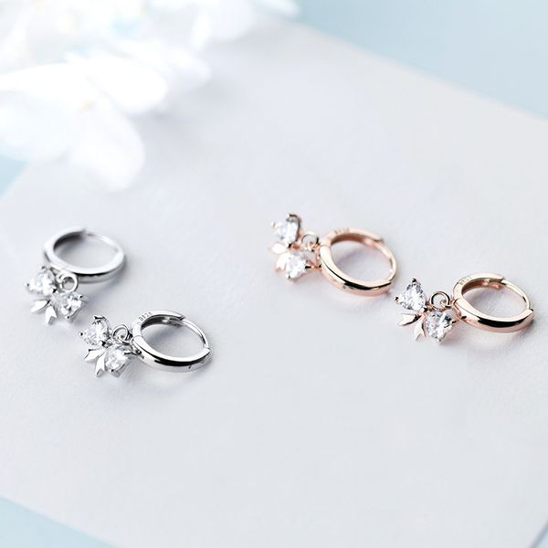 mloveacc классический круг обруч серьги стерлингового серебра 925 clear cz bowknot серьги для женщин партии роскошные ювелирные изделия, Golden;silver
mloveacc классический круг обруч серьги стерлингового серебра 925 clear cz bowknot серьги для женщин партии роскошные ювелирные изделия, Golden;silver