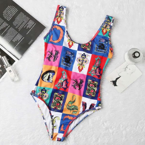 ss20 new arrival designer medusa swimsuit summer beach bikini swimwear for women size s-xl 2055, White;black
ss20 new arrival designer medusa swimsuit summer beach bikini swimwear for women size s-xl 2055, White;black