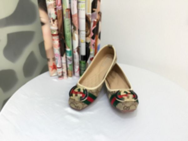 european and american style autumn canvas large size soft bottom flat heel women's shoes metal buckle shallow mouth round head flat sol, Blue;gray
european and american style autumn canvas large size soft bottom flat heel women's shoes metal buckle shallow mouth round head flat sol, Blue;gray