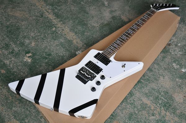 unusual shape electric guitar with white pickguard,h-h pickups,floyd rose,chrome hardwares,offer customized
unusual shape electric guitar with white pickguard,h-h pickups,floyd rose,chrome hardwares,offer customized