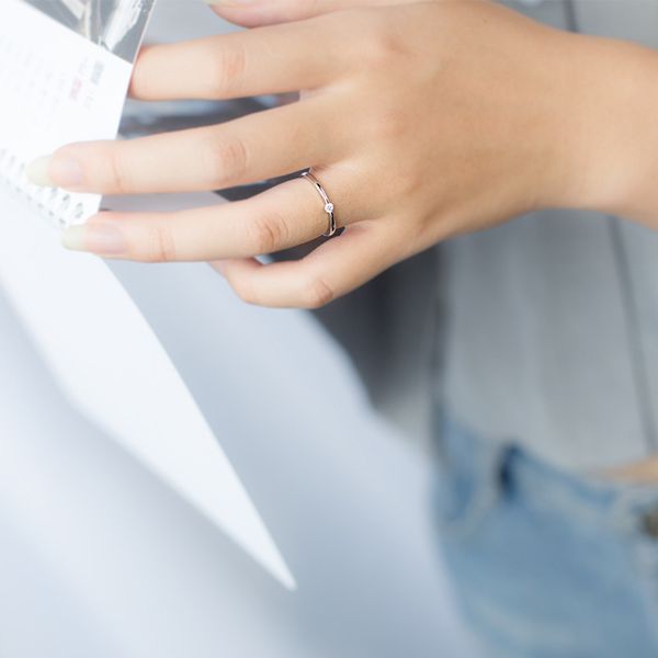 s925 silver ring female korean edition fashion temperament single drill ring personality simple and detailed children j3237
s925 silver ring female korean edition fashion temperament single drill ring personality simple and detailed children j3237