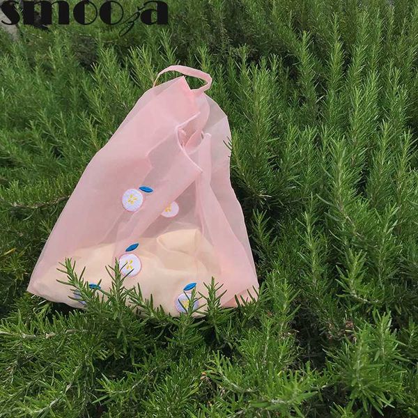 smooza new summer women bag organza bag casual flower embroidery japan style totes fashion shoulder handbag shopping
smooza new summer women bag organza bag casual flower embroidery japan style totes fashion shoulder handbag shopping
