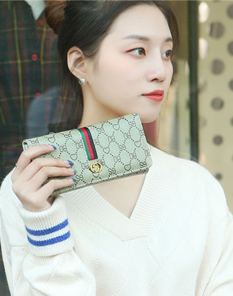 designer handbags stitching long folding ladies wallet 2020 new fashion luxury handbags wild coin purse, Red;black
designer handbags stitching long folding ladies wallet 2020 new fashion luxury handbags wild coin purse, Red;black