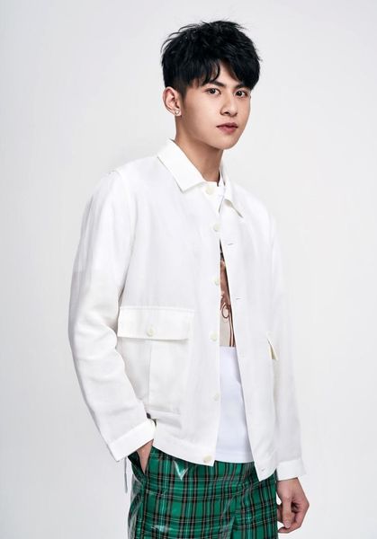 s-6xl 2019 new women and men's clothing hair stylist show design leisure simple pure pocket lapel shirt plus size singer costumes, White;black
s-6xl 2019 new women and men's clothing hair stylist show design leisure simple pure pocket lapel shirt plus size singer costumes, White;black