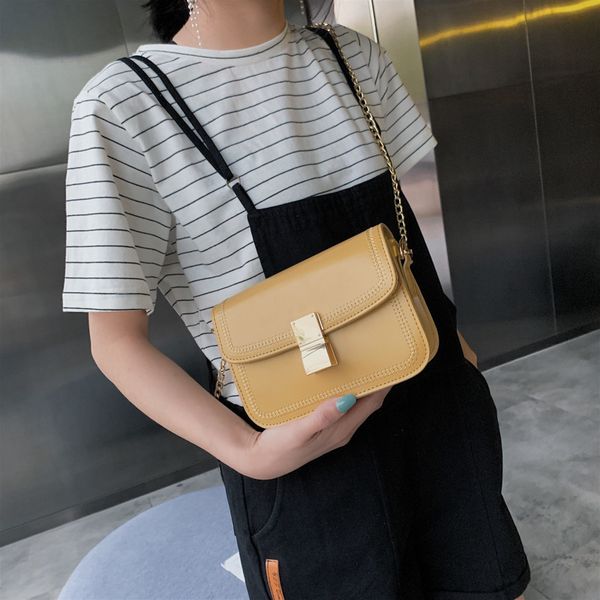 summer 2019 new wheat spike embroidery chain small square bag ins joker lock slung tofu bag
summer 2019 new wheat spike embroidery chain small square bag ins joker lock slung tofu bag