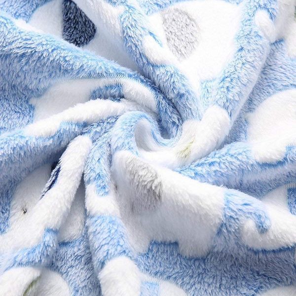 1 pack 3 blankets super soft fluffy premium coral fleece pet blanket flannel throw for dog puppy cat kennels pens
1 pack 3 blankets super soft fluffy premium coral fleece pet blanket flannel throw for dog puppy cat kennels pens