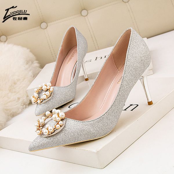 high heels ladies shoes pearl gold sliver wedding shoes pumps chaussure femme talon pointed toe bridal crystal heels woman, Black
high heels ladies shoes pearl gold sliver wedding shoes pumps chaussure femme talon pointed toe bridal crystal heels woman, Black