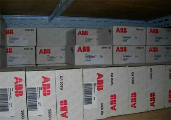 acs550-01-031a-4 frequency converter 15 kw acs55001-031a-4 brand new in factory sealed box
acs550-01-031a-4 frequency converter 15 kw acs55001-031a-4 brand new in factory sealed box