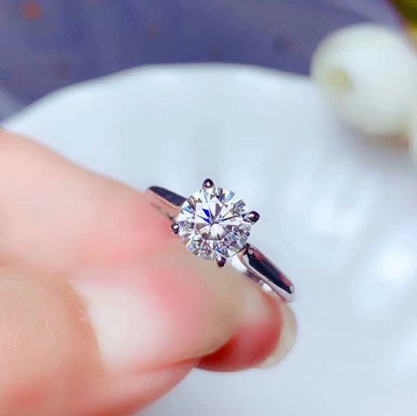 shilovem 18k white gold moissanite diamond rings women classic wedding plant new christmas gift 6.5mm vvs bj6.56.5469sz, Golden;silver
shilovem 18k white gold moissanite diamond rings women classic wedding plant new christmas gift 6.5mm vvs bj6.56.5469sz, Golden;silver