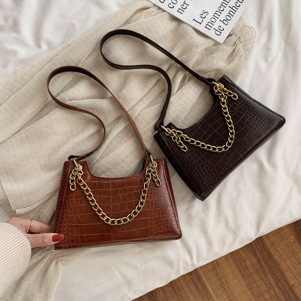 2020 new shoulder bag female shoulder bag casual foreign style large capacity crocodile pattern temperament female
2020 new shoulder bag female shoulder bag casual foreign style large capacity crocodile pattern temperament female