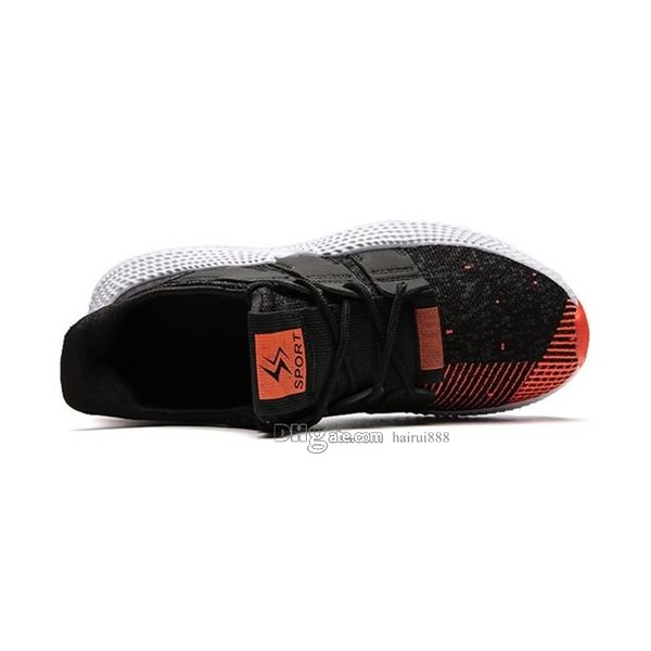 fashion men shoes mesh breathable sneakers walking male footwear new comfortable lightweight running shoes ae-200303155
fashion men shoes mesh breathable sneakers walking male footwear new comfortable lightweight running shoes ae-200303155