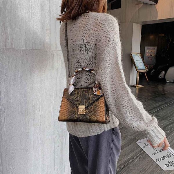 portable snake print pu leather handbags ladies daily shopping inclined shoulder bag women tots bags new arrival30h
portable snake print pu leather handbags ladies daily shopping inclined shoulder bag women tots bags new arrival30h