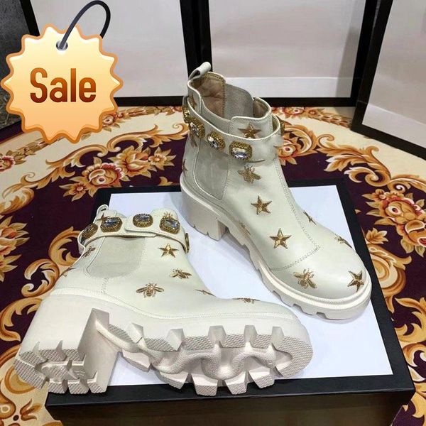 luxury embroidered female martin box women's trip new arrivel leather ankle boot with belt boots and designer booties for women shoes 0, Black
luxury embroidered female martin box women's trip new arrivel leather ankle boot with belt boots and designer booties for women shoes 0, Black