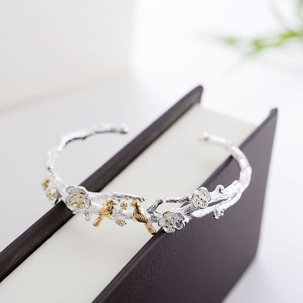 1 pcs woman elegant fashion jewelry accessories open bangle adjustable silver plated flower bird branch cuff bracelet bangle, Black
1 pcs woman elegant fashion jewelry accessories open bangle adjustable silver plated flower bird branch cuff bracelet bangle, Black