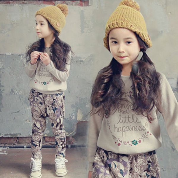 girls designer clothing suits fashion kids brand print set childrens sports sweater two-piece child flower pants suit, White
girls designer clothing suits fashion kids brand print set childrens sports sweater two-piece child flower pants suit, White