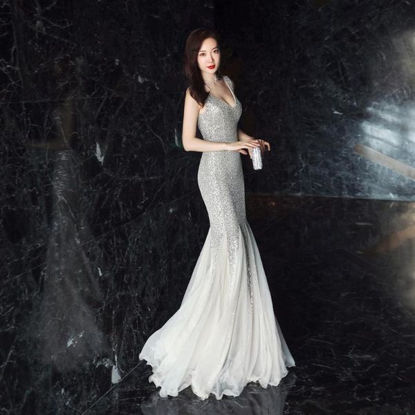 beauty-emily sleeveless v neck evening dresses sequins tulle pleated mermaid party gowns prom gowns 2020 vestido de noche, White;black
beauty-emily sleeveless v neck evening dresses sequins tulle pleated mermaid party gowns prom gowns 2020 vestido de noche, White;black