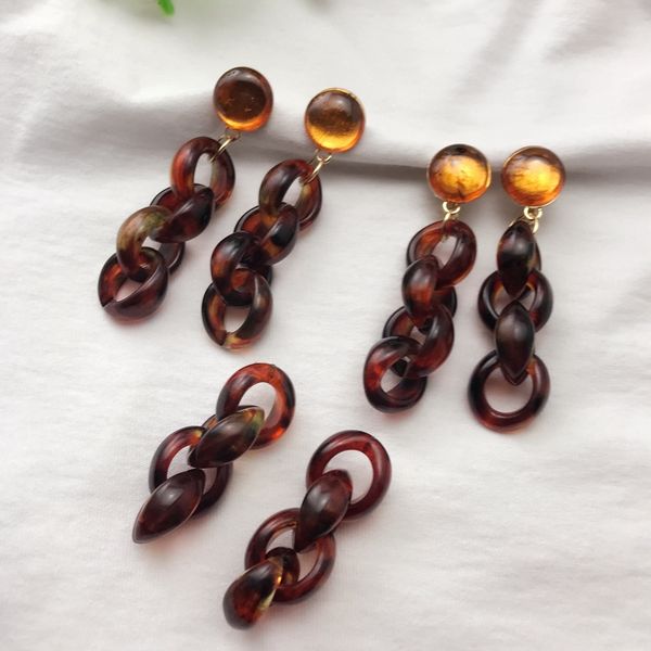 ab - 68 fashion jewelry earring ear temperament resin euramerican style, Golden;silver
ab - 68 fashion jewelry earring ear temperament resin euramerican style, Golden;silver