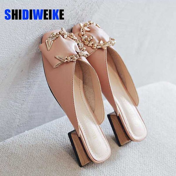 rhinestones buckle pu leather mules shoes women square toe low heel slippers sandals summer multicolor closed toe slippers 2020, Black
rhinestones buckle pu leather mules shoes women square toe low heel slippers sandals summer multicolor closed toe slippers 2020, Black