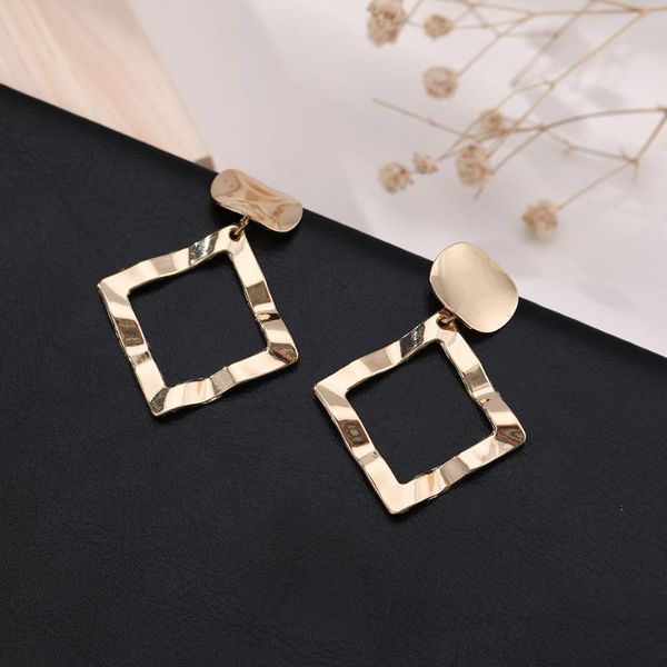 fashion earrings large for women earrings square golden color metal zinc alloy pendant trend fashion jewelry
fashion earrings large for women earrings square golden color metal zinc alloy pendant trend fashion jewelry