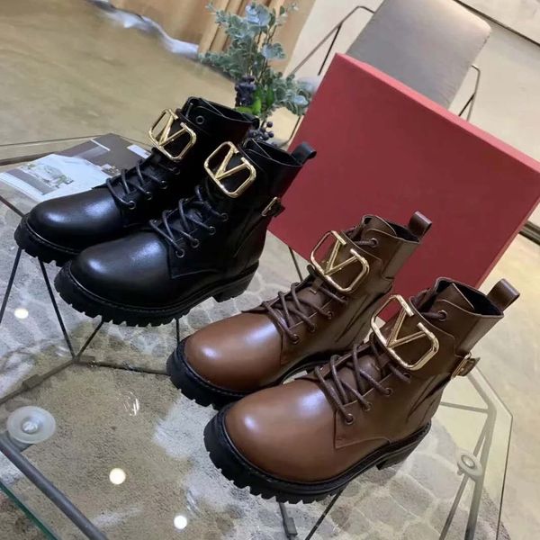 with box sneaker casual shoes trainers fashion sports shoes trainers shoes for woman dhl by toy99 xz2409, Black;red
with box sneaker casual shoes trainers fashion sports shoes trainers shoes for woman dhl by toy99 xz2409, Black;red
