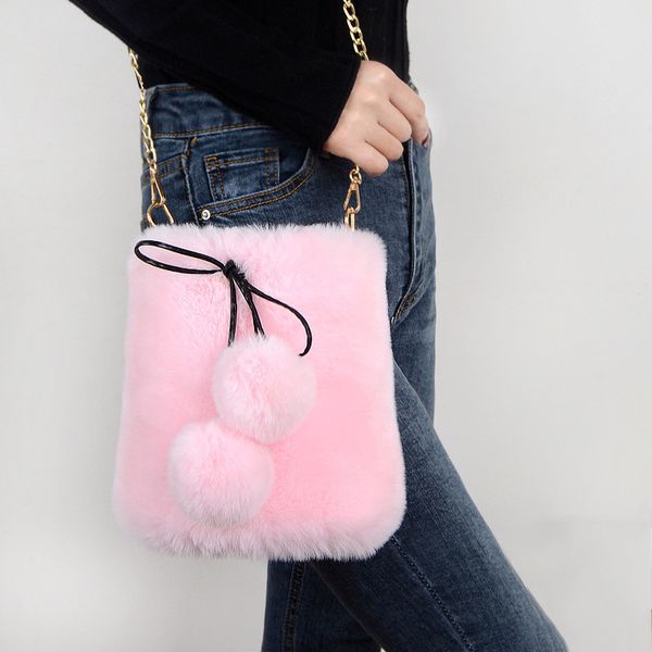 2020 new plush portable bucket bag chain messenger bag fashion shoulder 
2020 new plush portable bucket bag chain messenger bag fashion shoulder