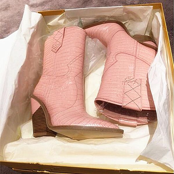 pink genuine leather mid-calf fashion boots women wedged chunky heels ins star western boots cowboy bootas shoes woman zapatos, Black
pink genuine leather mid-calf fashion boots women wedged chunky heels ins star western boots cowboy bootas shoes woman zapatos, Black